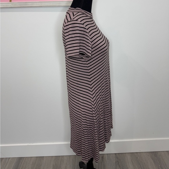 Rebel Sugar Stripe Short Sleeve Flowy Women’s Dress (M) - Picture 3 of 6